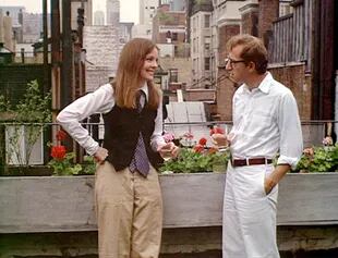 Diane Keaton y Woody Allen en una escena del film