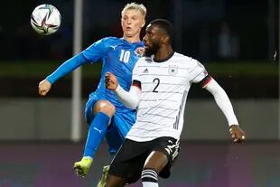 El defensor Rudiger marcó un gol en el 4-0 de Alemania a Islandia