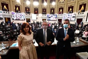 Cristina Fernández de Kirchner, Alberto Fernández y Sergio Massa en Congreso de la Nación por la apertura de las sesiones ordinarias 2021
