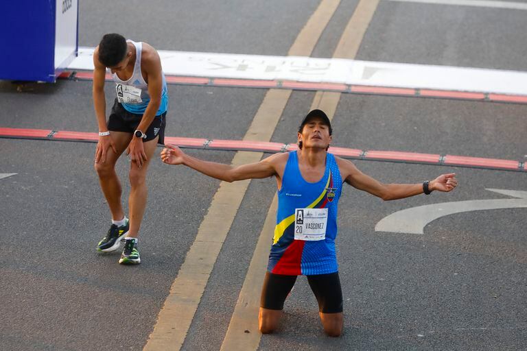 El ecuatoriano Christian Vasconez llegó en el quinto lugar y se consagró campeón sudamericano de la distancia.
