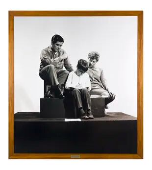Detalle de La familia obrera 1968-1999, vendida por waldengallery en la última edición de Art Basel Miami