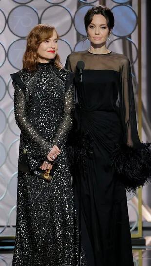 Isabelle Huppert y Angelina Jolie, dos de las presentadoras de la velada
