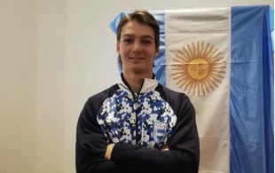 Tiziano Gravier fue el abanderado de la delegación argentina de los Juegos Olímpicos de la Juventud de invierno