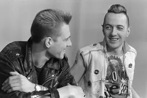 Escuchá el demo inédito de Joe Strummer para el último disco de The Clash