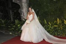 El parecido entre el vestido de novia de Pampita y el de una actriz de Hollywood