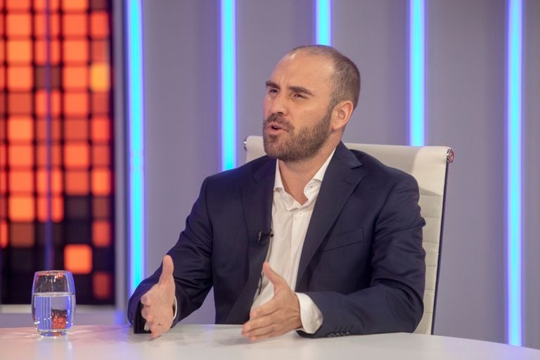 Martín Guzmán le atribuyó a "la derecha" la exclusión de "millones de argentinos"