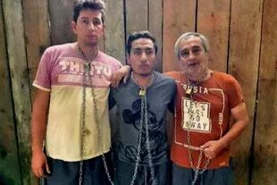 Rivas, Ortega y Segarra, en una imagen que fue prueba de vida durante su secuestro