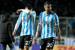 Correa y Cardona, rostros tristes tras la derrota de Racing ante River de Uruguay que los dejó sin Copa Sudamericana