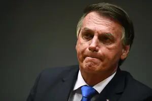 La peor pesadilla de Bolsonaro: en Brasil ya todos hablan de una "argentinización" de la economía