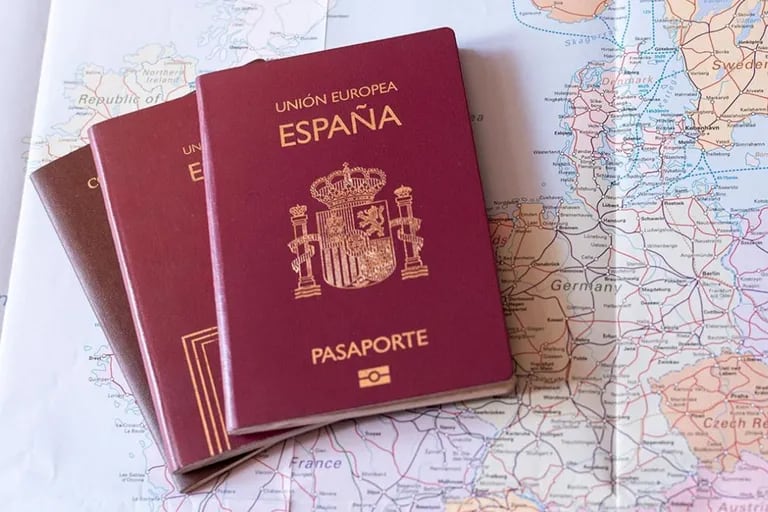 Spanische Staatsbürgerschaft: Wie Sie wissen, ob Sie das neue Enkelgesetz beantragen können, und Schritt-für-Schritt-Anleitungen, um es zu erhalten