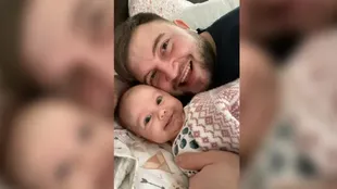 Yuriy y su hija, quien falleció en un ataque con misiles el sábado 23 de abril