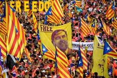 Los separatistas catalanes hacen una demostración de fuerza y desafían a Madrid