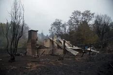 Chubut: por el avance del fuego, reportan al menos 200 casas destruidas