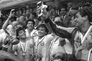 Años felices. La selección argentina de fútbol gana el campeonato mundial en 1986, de la mano de Maradona