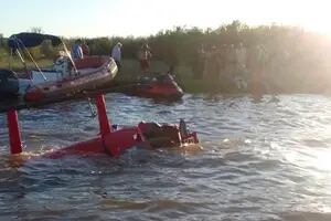 Revelan que el piloto del helicóptero que se precipitó en el río no murió de manera instantánea
