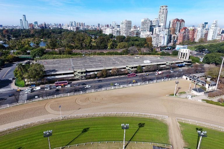 Paseo Gigena ser el nuevo emprendimiento en el viejo estacionamiento ubicado frente al hipdromo de Palermo