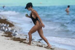 Las olas y el viento. La actriz Vanessa Hudgens, que saltó a la fama gracias a la saga High School Musical, disfruta del verano en Miami por estos días  