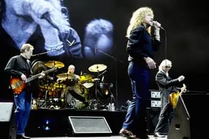 El primer disco de Led Zeppelin cumple 50 años y aún sigue ardiendo