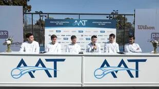 El equipo argentino de Copa Davis, en conferencia de prensa