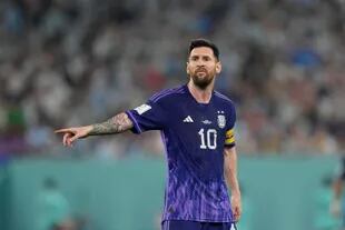 Lionel Messi en la victoria por 2 a 0 de la selección argentina ante Polonia en el Mundial Qatar 2022