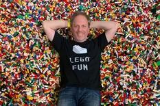 Más allá de Gaturro: Nik y su fanatismo por los ladrillos de LEGO