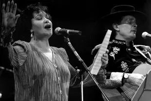 1993 08 29 Lolita Torres y Antonio Tarrago Ros en el Luna Park