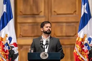 Bajo presión, Boric designó al nuevo embajador de Chile en la Argentina