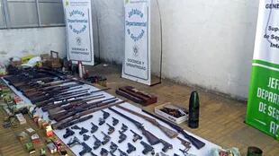 El arsenal que estaba a disposición de delincuentes en la localidad de Azul
