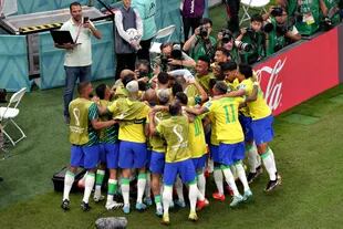 El equipo brasileño festejó frente a Serbia, en la primera fecha del Grupo G