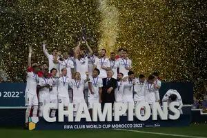 La jerarquía del campeón Real Madrid fue demasiado para el Al Hilal del Pelado Díaz en un show de goles