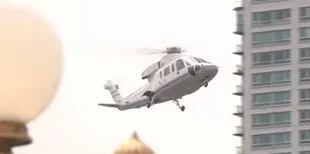 Las cámaras de LN+ registraron la llegada del helicóptero presidencial a Casa Rosada