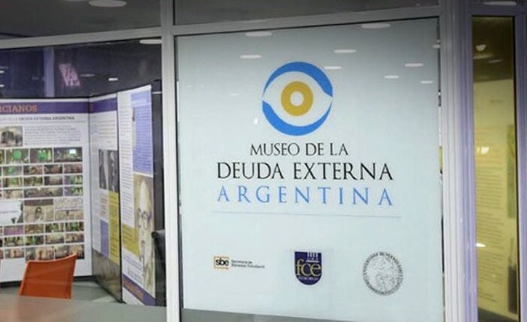 El Museo recorre la historia de la deuda externa argentina desde la Independencia hasta la actualidad