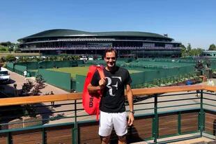 Roger Federer ya llegó al All England