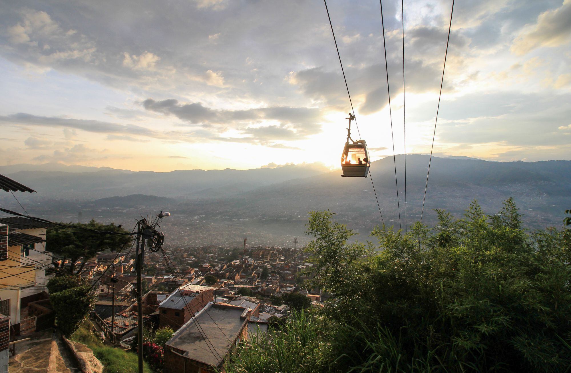 El MetroCable de Medellín fue el primer teleférico urbano de transporte masivo del mundo, 