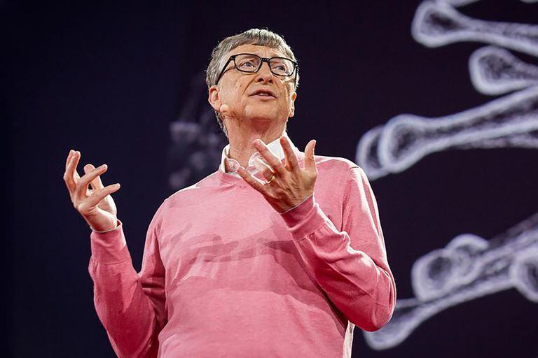Bill Gates afirmó que el virus tiene "capacidad limitada de cambio"