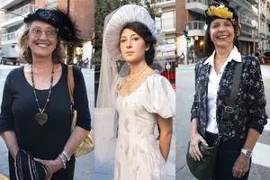 Un particular desfile de sombreros  por las calles de Recoleta