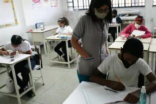 La formación de docentes "en cascada" es un problema en América Latina y el Caribe