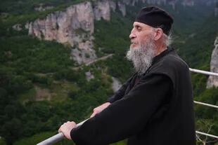 Maxime Qavtaradze, reconocido en el mundo por ser el único monje de Georgia que vivió en las alturas del pilar Katskhi