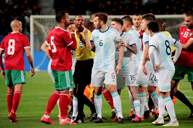 Argentina-Marruecos: los memes de las ráfagas de viento y el gol de Ángel Correa