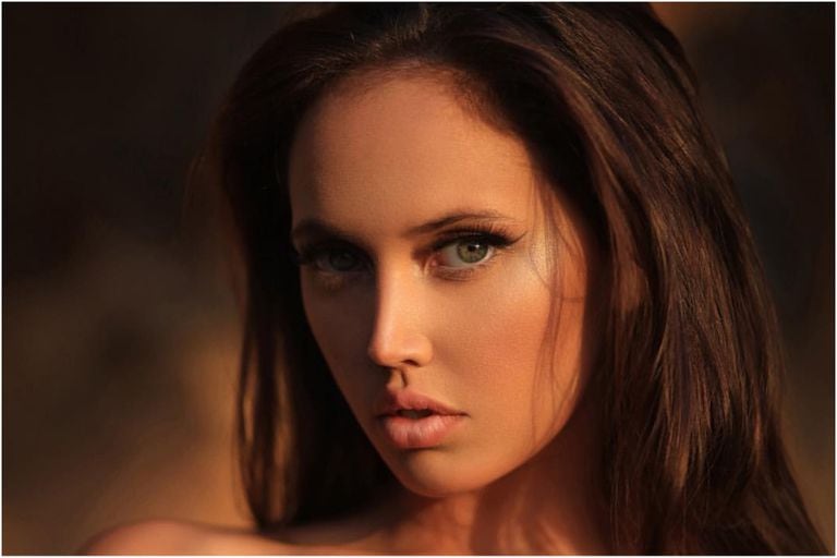 Una modelo de Playboy dice que es “demasiado hermosa” para el amor y que no tiene suerte con los hombres