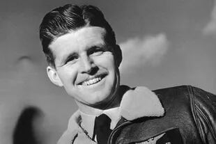 Joe Kennedy Jr. murió como piloto en una misión secreta durante la II Guerra Mundial