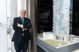 El reconocido arquitecto habla de todo: cómo ve a la ciudad de Buenos Aires y qué lugar deben tener las torres