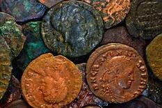 Buceando, dos jóvenes descubrieron un tesoro romano: "Es algo increíble"