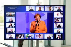 “Soy Merkel, ¿qué me cuenta?”: la canciller dialoga por Zoom con los alemanes