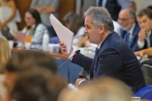 El diputado Alejandro "Topo" Rodríguez en la comisión de juicio político