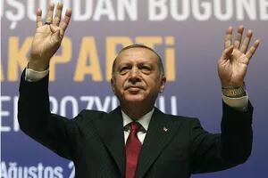 La crisis turca: Erdogan pide boicotear los iPhones y otros productos de EE.UU.