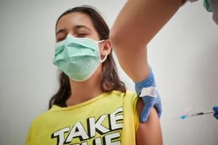 La vacuna del VPH casi ha eliminado el cáncer de cuello de útero en las mujeres nacidas a partir de 1995