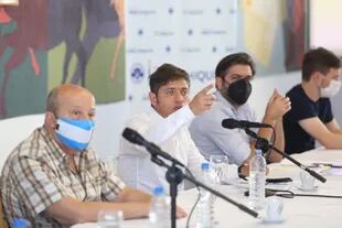 Jorge Paredi, intendente de Mar Chiquita, junto a Axel Kicillof, Carlos Bianco y Augusto Costa