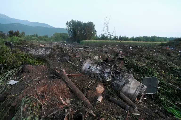 Un avión ucraniano que transportaba 11 toneladas de armas se estrelló en Grecia