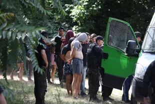 El momento en el que la policía bonaerense detiene a los rugbiers que atacaron a Fernando Báez Sosa